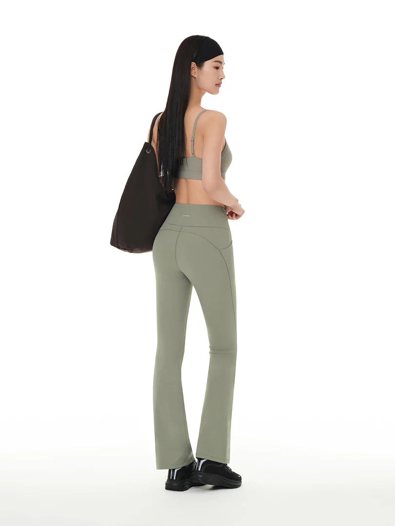 Airywin Flare Pocket Leggings (Short) - Image 5