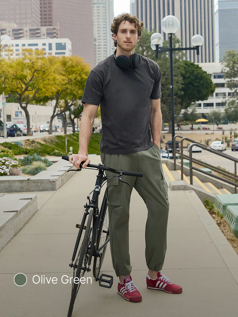 Men's Airst 2 Way Cargo Pants - Image 4